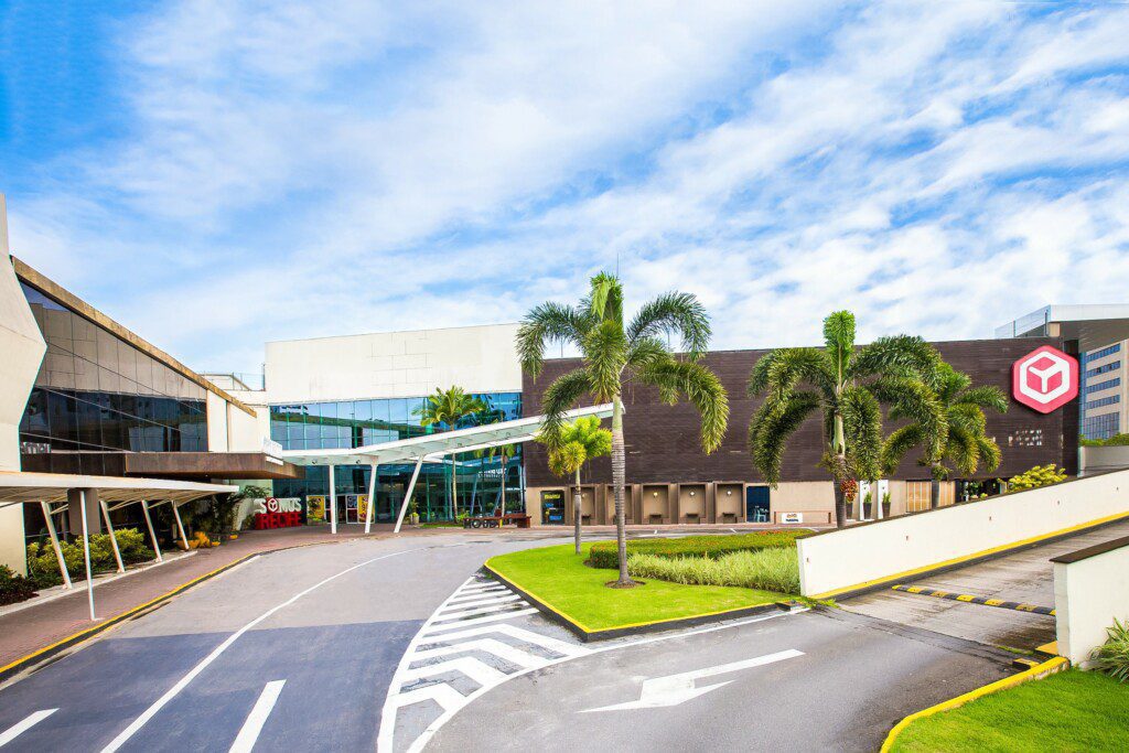 Foto que ilustra matéria sobre o que fazer em Recife mostra o Shopping Recife