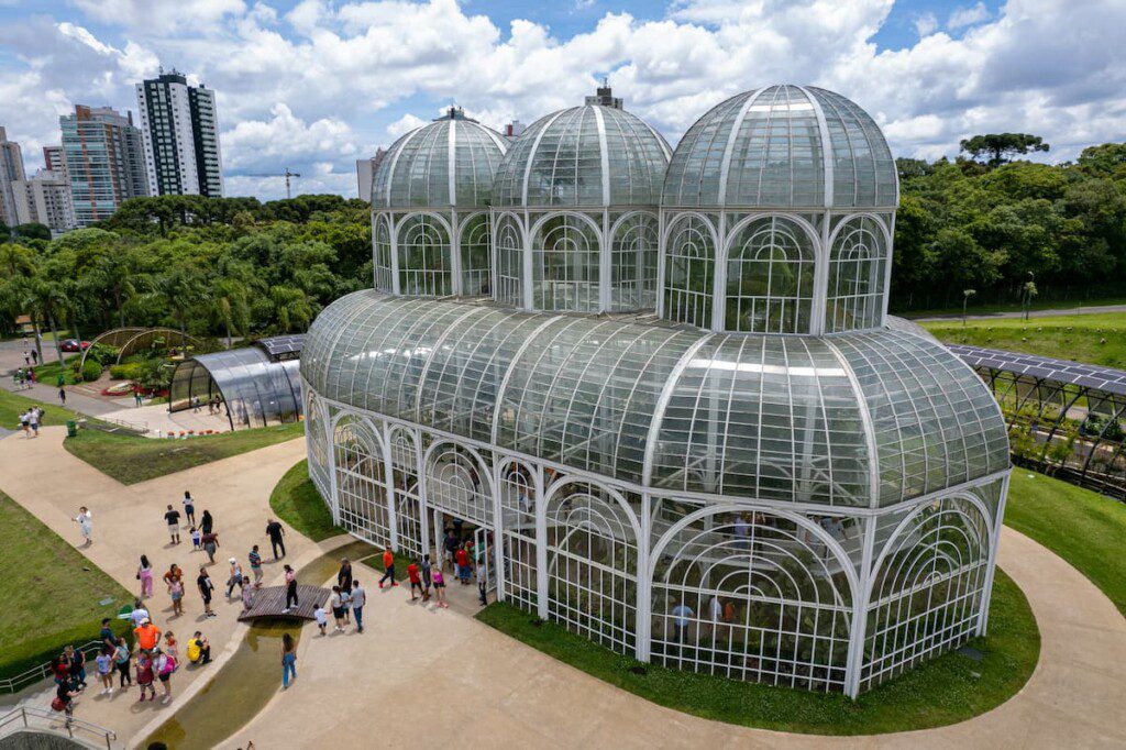 Jardim Botânico, localizado no bairro homônimo de Curitiba.