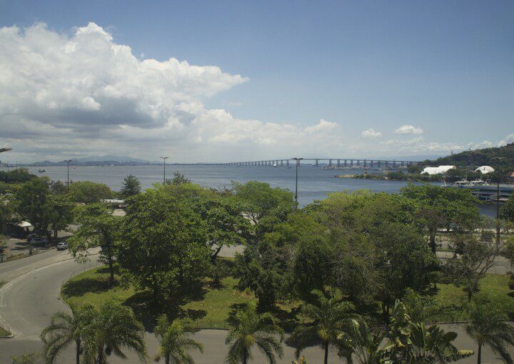 Foto que ilustra matéria sobre parque em Niterói mostra o Centro do Alto do Niteroi