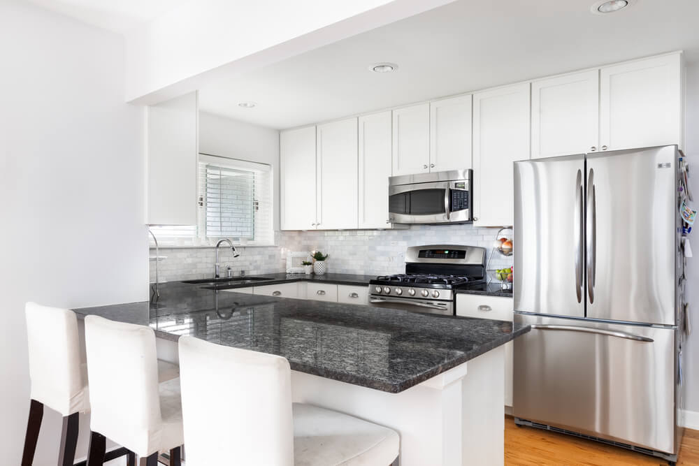 Bancada de cozinha americana e de pia com granito preto de melhor custo-benefício