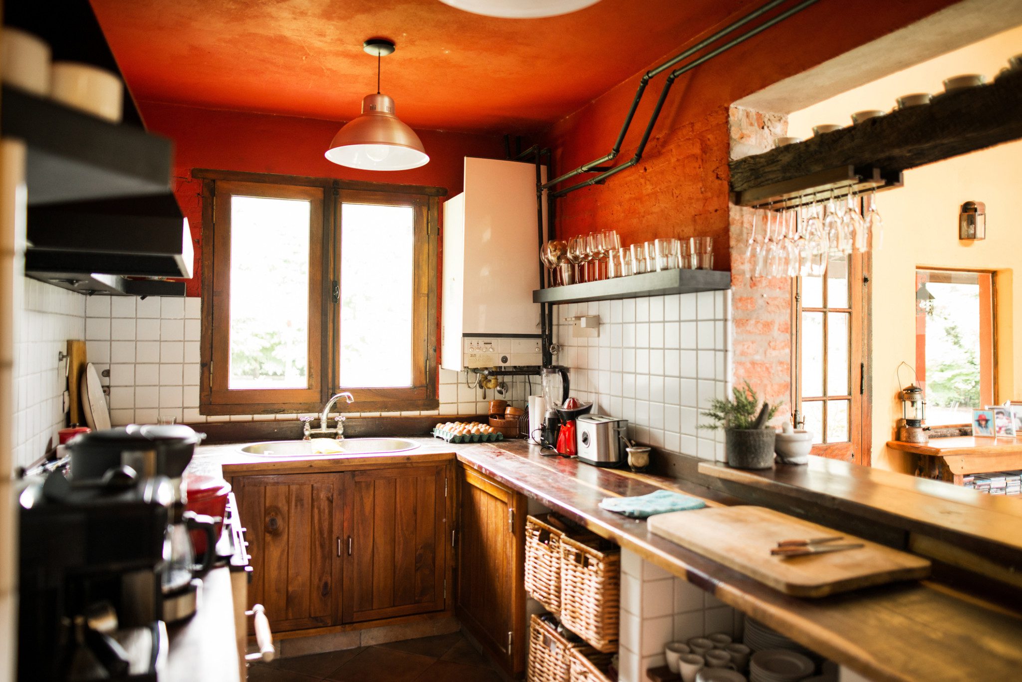 Cozinha rústica: 7 dicas para decorar e montar a sua