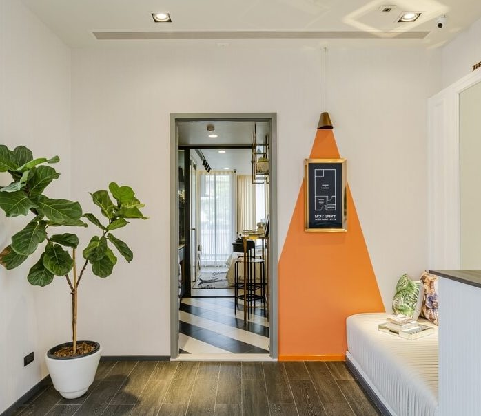 A criatividade para brincar com as formas geométricas deixa a sala divertida e estilosa