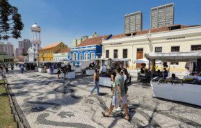 Foto que ilustra matéria sobre feiras em Curitiba mostra barracas da tradicional Feira do Largo da Ordem.