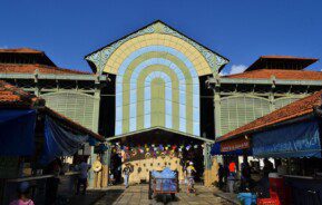 Foto que ilustra matéria sobre mercado de São José mostra o Mercado de São José