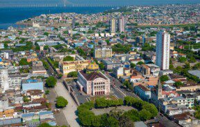 Centro da cidade de Manaus, visto de cima.