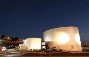 Fachada do Teatro Municipal de Uberlândia