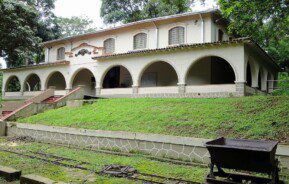 Foto que ilustra matéria sobre o Museu do Café de Ribeirão Preto mostra a fachada do espaço