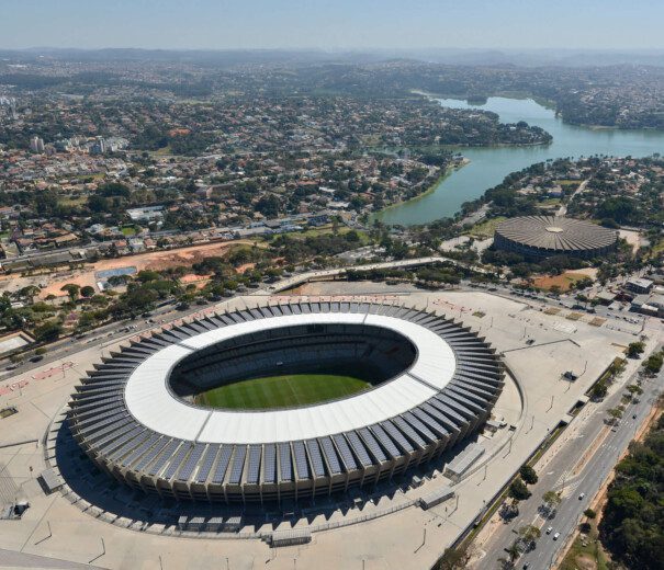 Foto mostra a Esplanada do Mineirão vista do alto