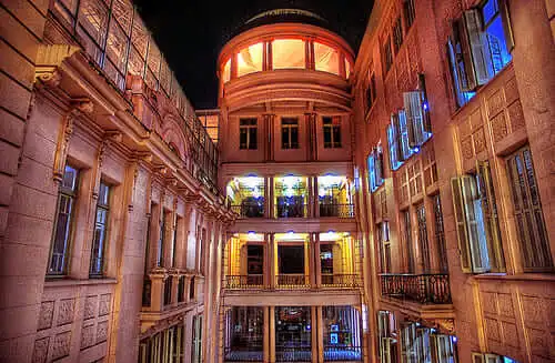 Imagem da estrutura da Casa de Cultura Mario Quintana para ilustrar matéria sobre o que tem para fazer em Porto Alegre
