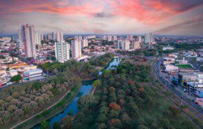 Foto que ilustra matéria sobre o que fazer em Indaiatuba mostra uma visão da cidade vista do alto