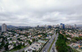 Imagem aérea da cidade de Barueri.