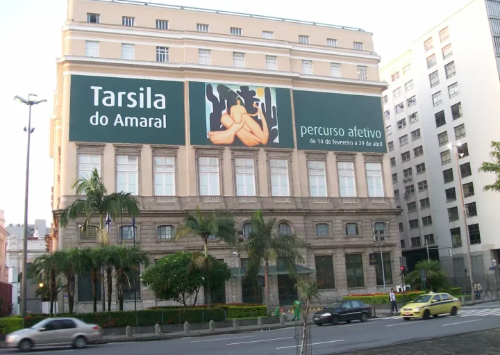 Fachada do Centro Cultural Banco do Brasil Rio de Janeiro.