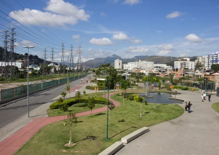 Foto que ilustra matéria sobre o Subúrbio do Rio de Janeiro mostra uma panorâmica do Parque de Madureira