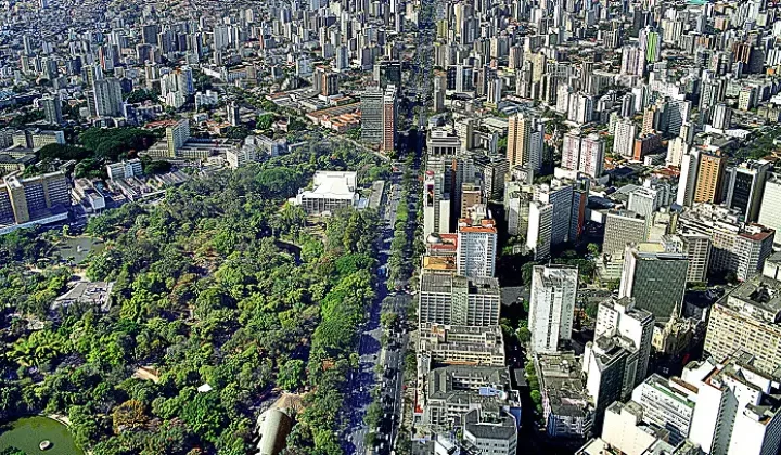 Imagem da vista aérea de Belo Horizonte para ilustrar matéria sobre o metro quadrado mais caro de BH