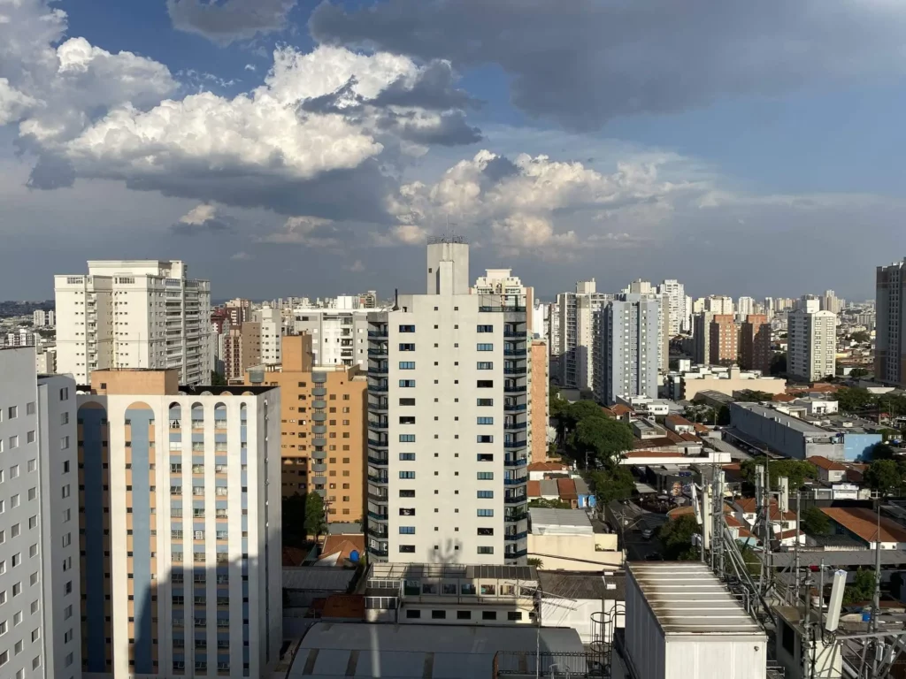 Imagem da vista urbana de São Caetano do Sul, em São Paulo, mostra prédios da cidade