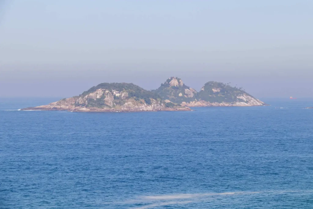 Imagem da vista das Ilhas Tijucas, no Rio de Janeiro
