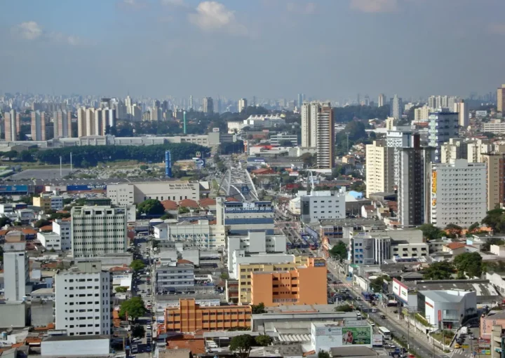 Fotografia aérea da cidade de Osasco.