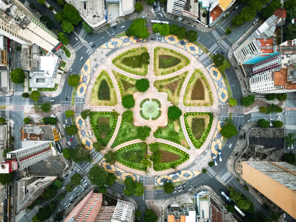 Imagem da Praça Raul Soares, em Belo Horizonte