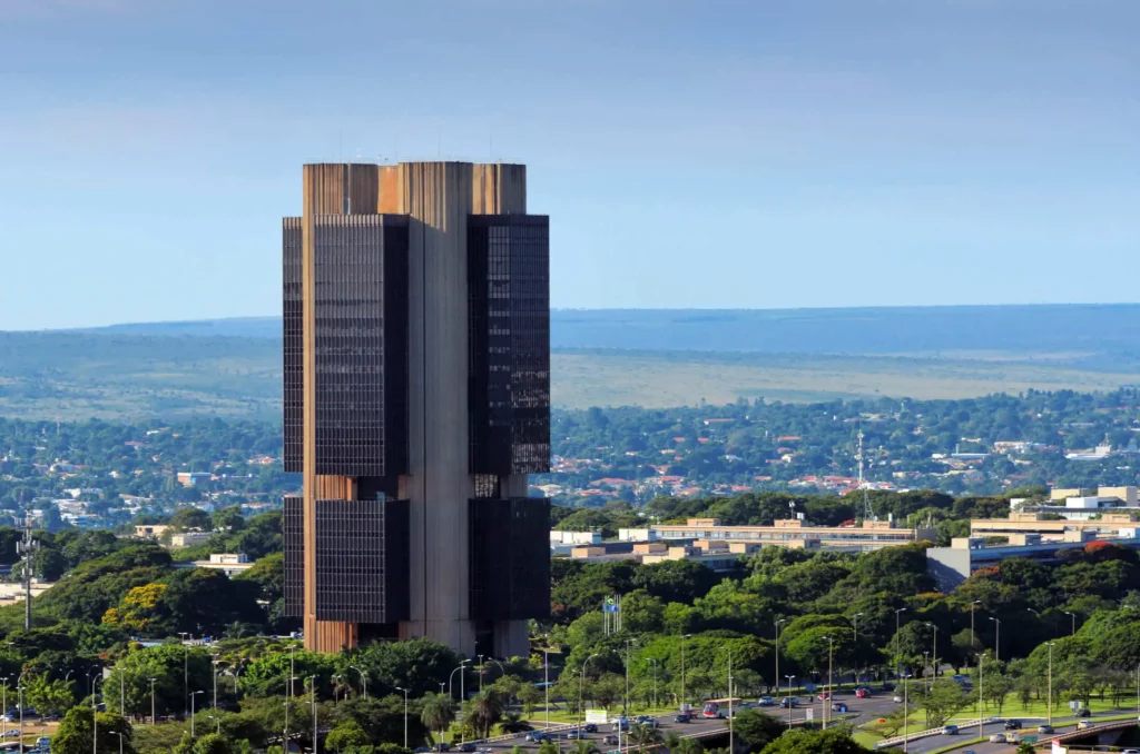 Imagem do prédio do Banco Central do Brasil, em Brasília, para ilustrar matéria sobre quem emite a CCI