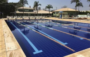 Foto que ilustra matéria sobre os clubes em Indaiatuba mostra a piscina do Indaiatuba Clube (Foto: Divulgação)