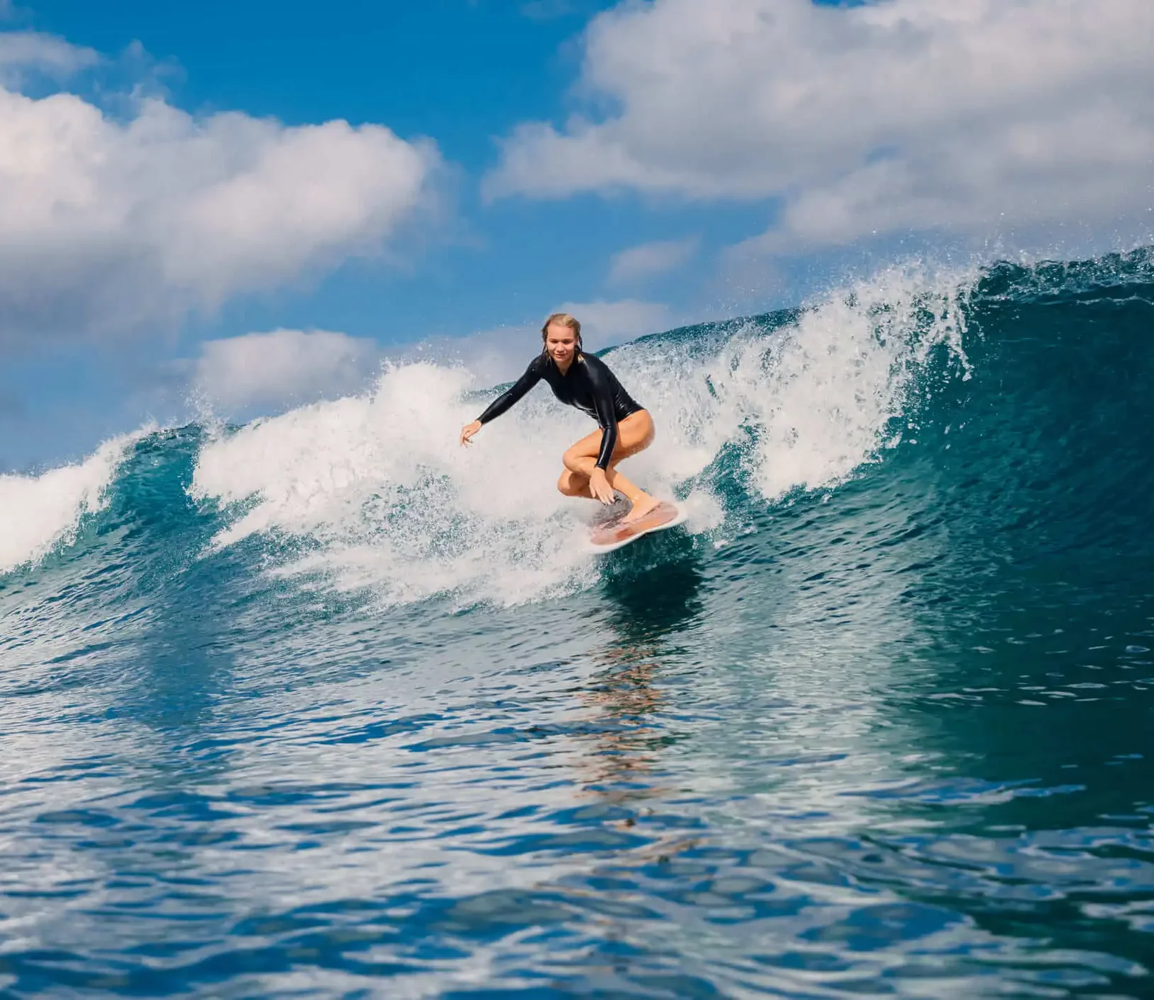 Algumas das melhores praias de Floripa recebem competições de surf ao longo do ano 