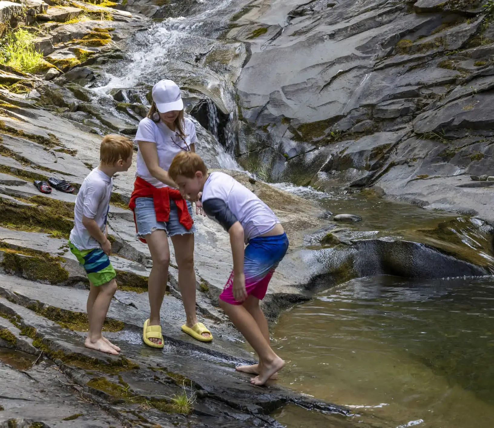 Rio Acima, a menos de 40 km de BH, tem opções de quedas ideais para famílias e grupos de amigos