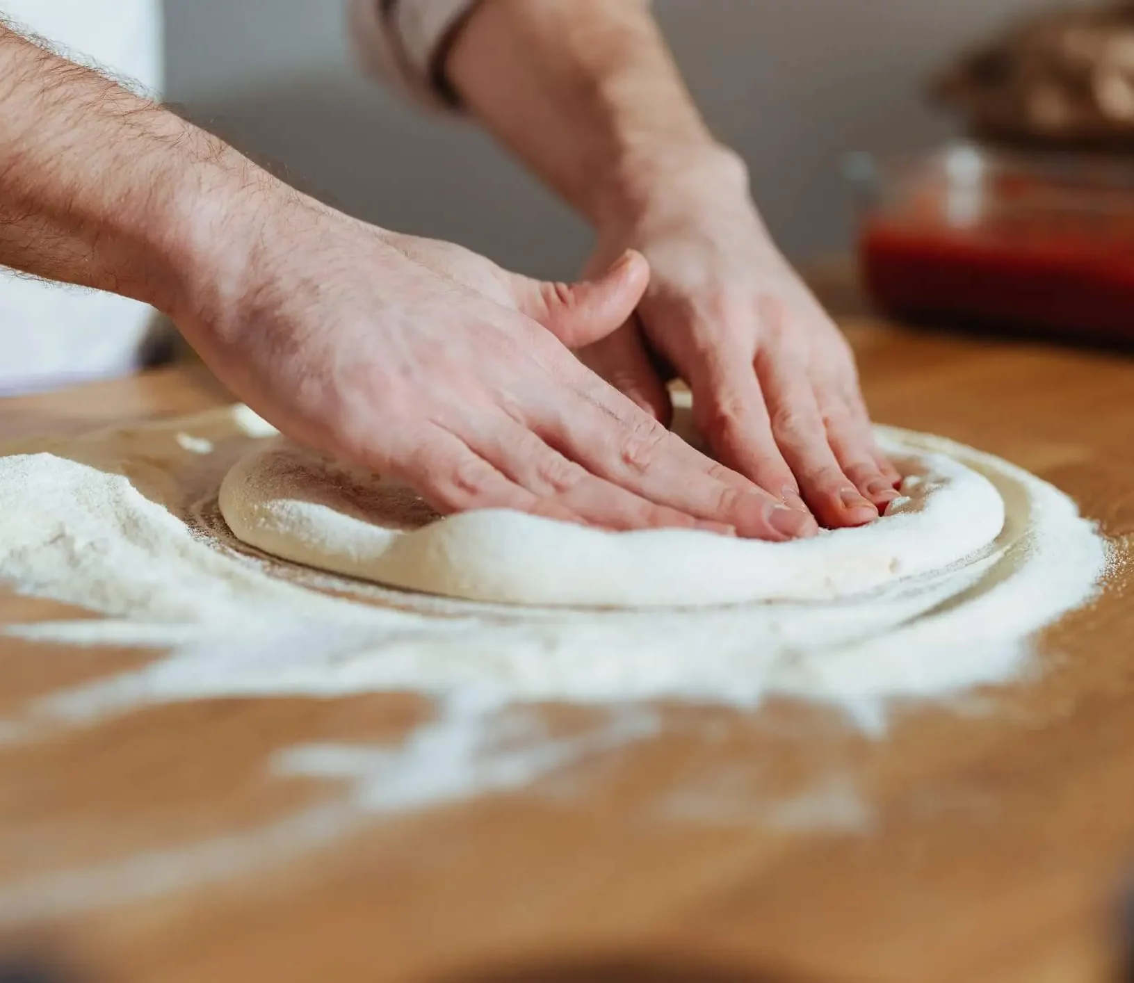 A massa da Pizza Chena é artesanal e segue receita centenária 
