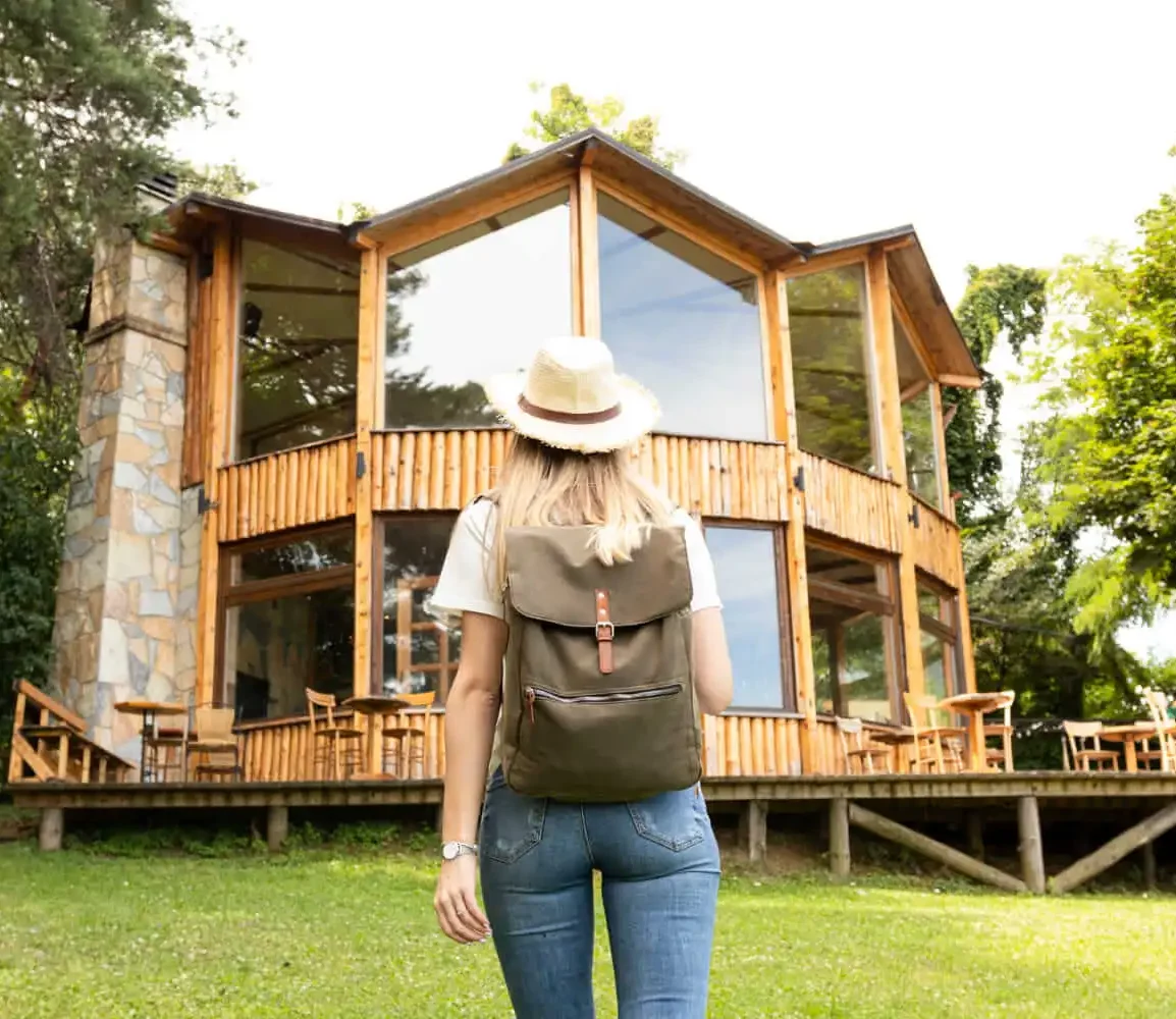 Há opções mais familiares e simples, além das pousadas de alto padrão com infraestrutura completa 