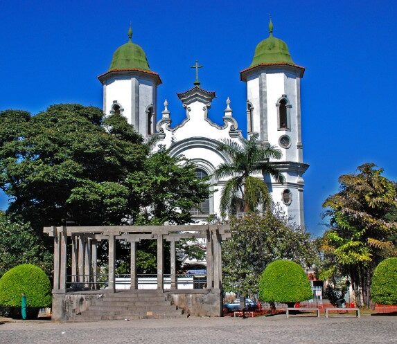 Escolher um bairro seguro em Belo Horizonte faz toda a diferença na rotina