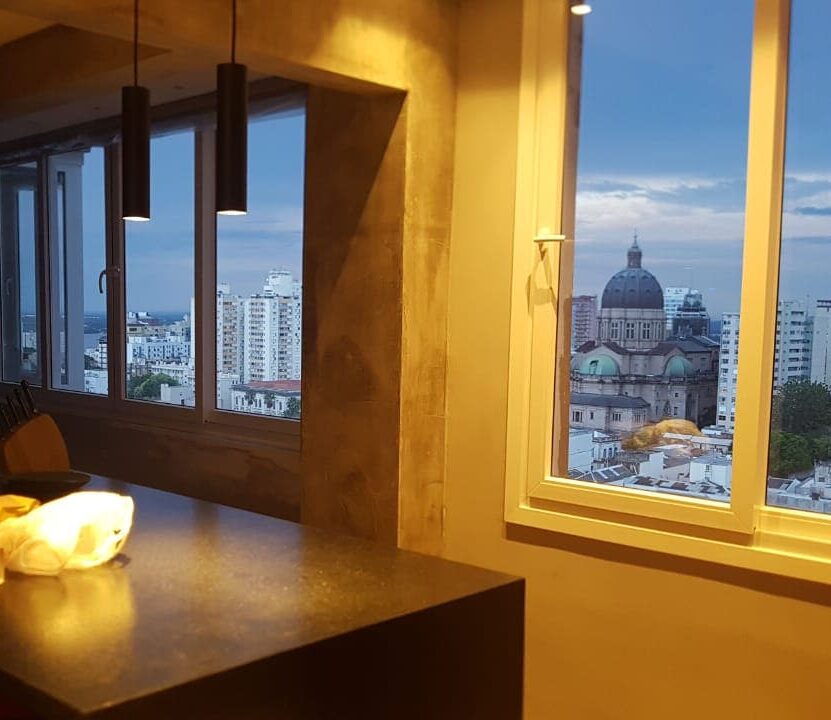 Vista da janela de Daniel com a Catedral Metropolitana de Porto Alegre (Foto: arquivo pessoal)